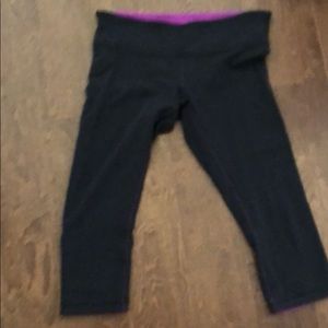 Lululemon reversible crop